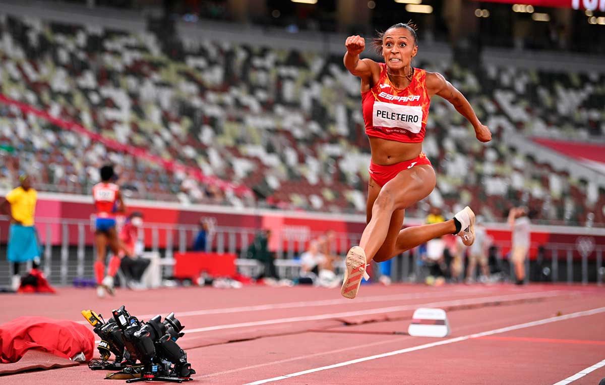 Doce Atletas Españoles, Incluyendo A Ana Peleteiro, Competirán En El Mundial De Nanjing Doce Atletas Españoles, Incluyendo A Ana Peleteiro, Competirán En El Mundial De Nanjing