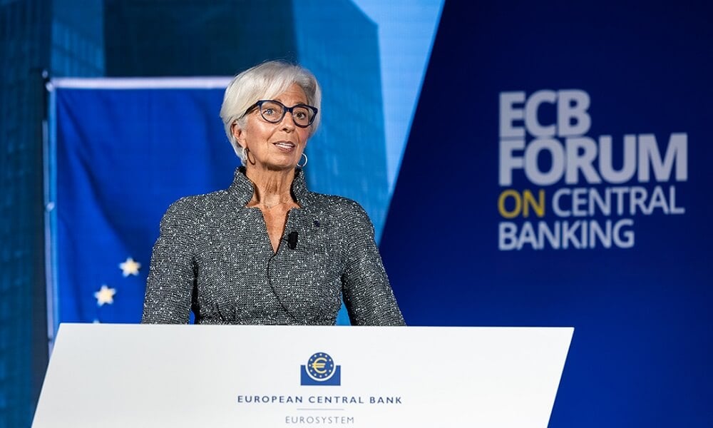 ECB Başkanı Lagarde'ın Fiyat İstikrarı Odaklı Politikaları