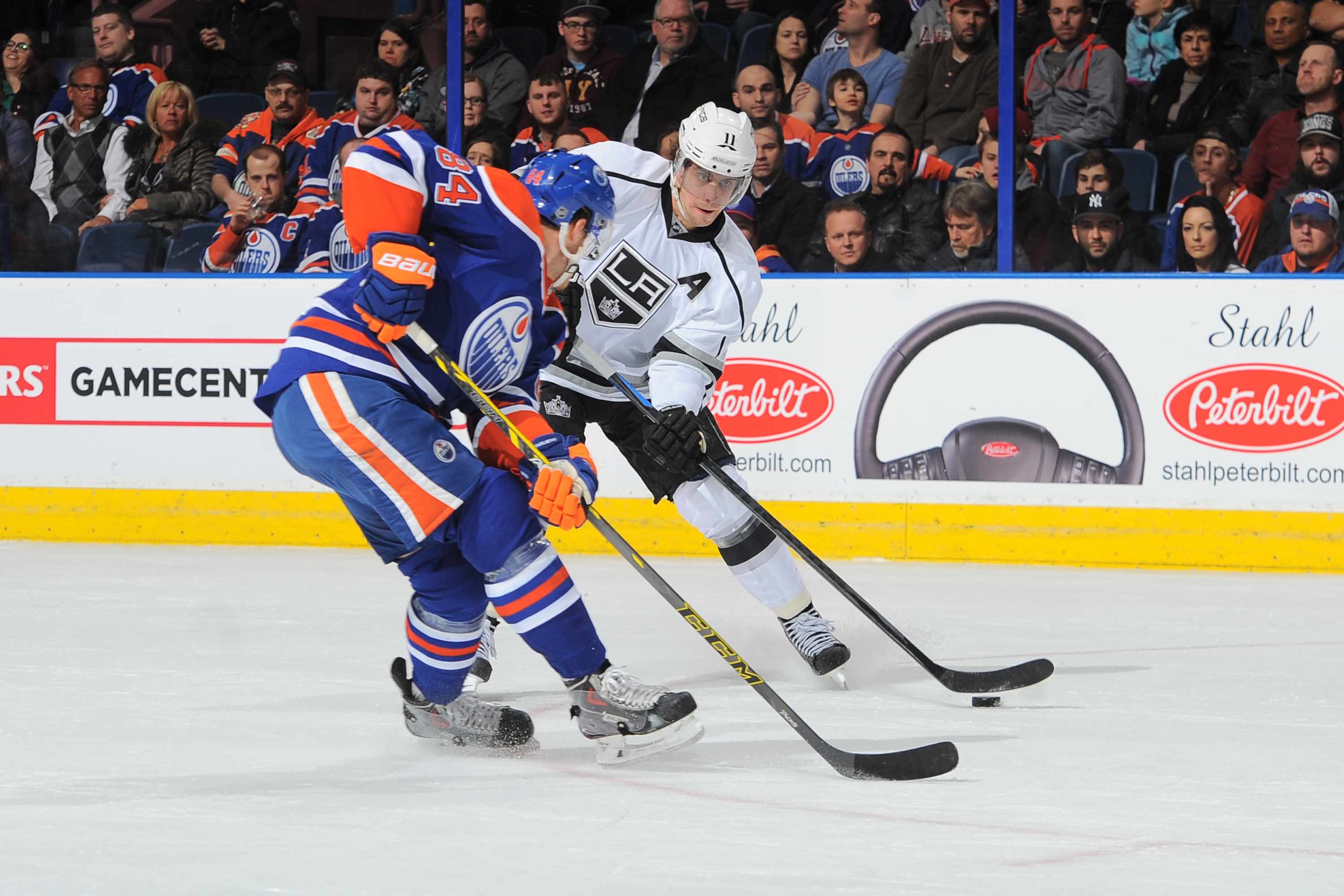 Edmonton Oilers-Los Angeles Kings Series:  Betting Odds And Expert Picks
