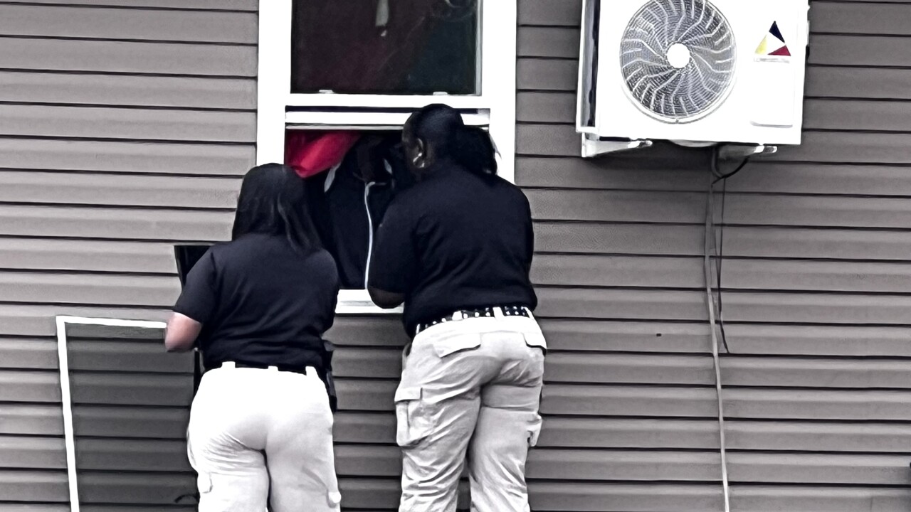 Elizabeth City Apartment Residents Targeted In Car Break-in Wave Elizabeth City Apartment Residents Targeted In Car Break-in Wave