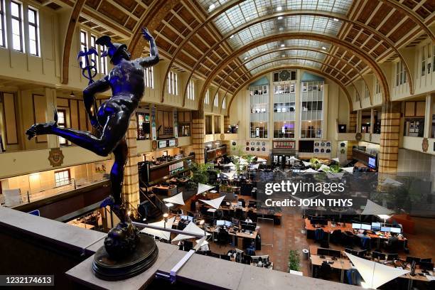 Euronext Amsterdam Stock Market: 8% Surge Following Trump's Tariff Decision Euronext Amsterdam Stock Market: 8% Surge Following Trump's Tariff Decision