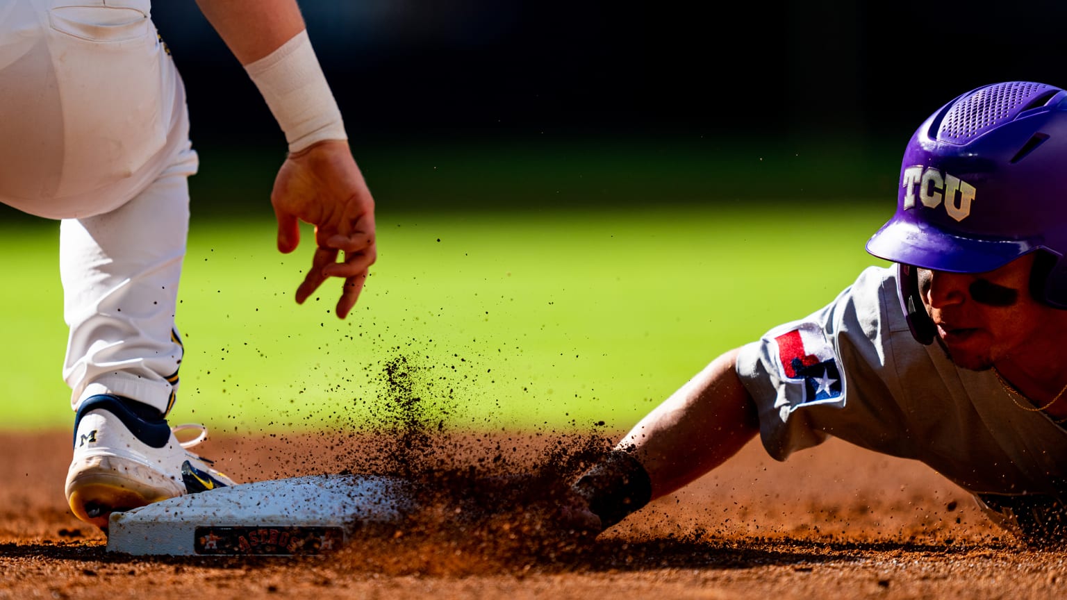 Experience The Houston Astros Foundation College Classic Experience The Houston Astros Foundation College Classic