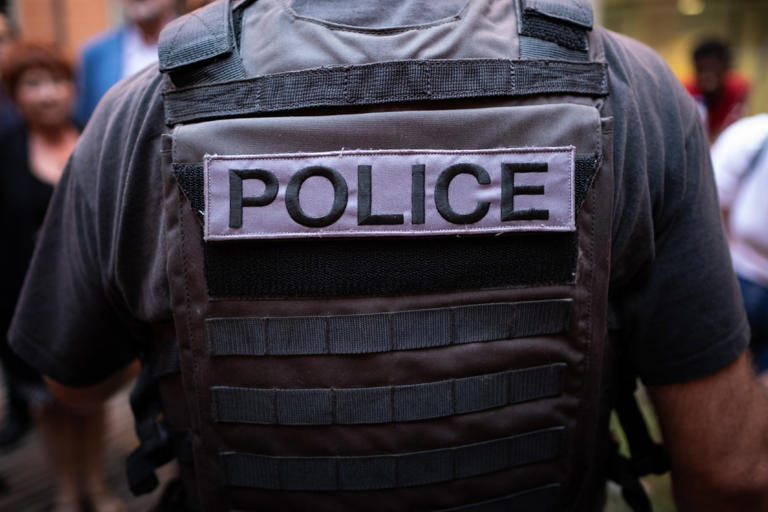 Expulsion OQTF : Deux Collégiens Et Leur Mère Séparés Pendant Les Vacances Expulsion OQTF : Deux Collégiens Et Leur Mère Séparés Pendant Les Vacances