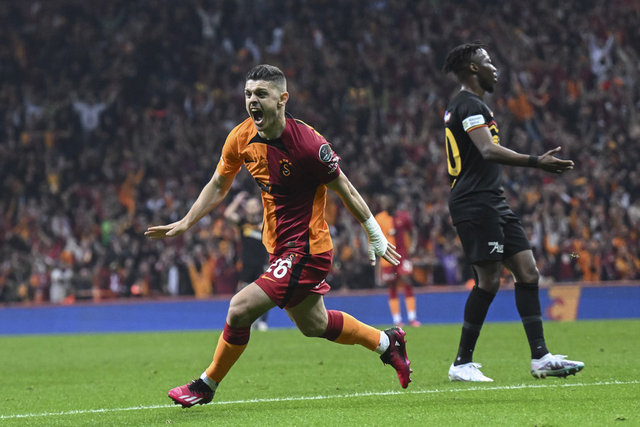 Fenerbahçe'de Talisca-Tadic Tartışmasının Ardından Transfer Hamlesi Fenerbahçe'de Talisca-Tadic Tartışmasının Ardından Transfer Hamlesi