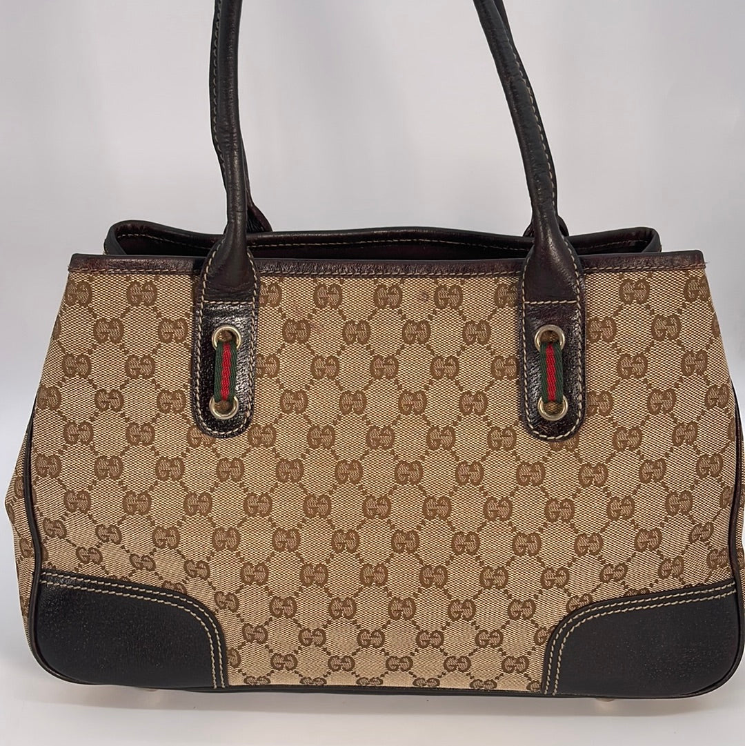 Find Your Gucci Re-Motion White GG Canvas Bag (832461AAEW39045) - Launching May 2025 Find Your Gucci Re-Motion White GG Canvas Bag (832461AAEW39045) - Launching May 2025
