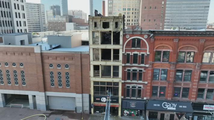 Firefighters Respond To Gas Leak, Downtown Louisville Buildings Evacuated Firefighters Respond To Gas Leak, Downtown Louisville Buildings Evacuated