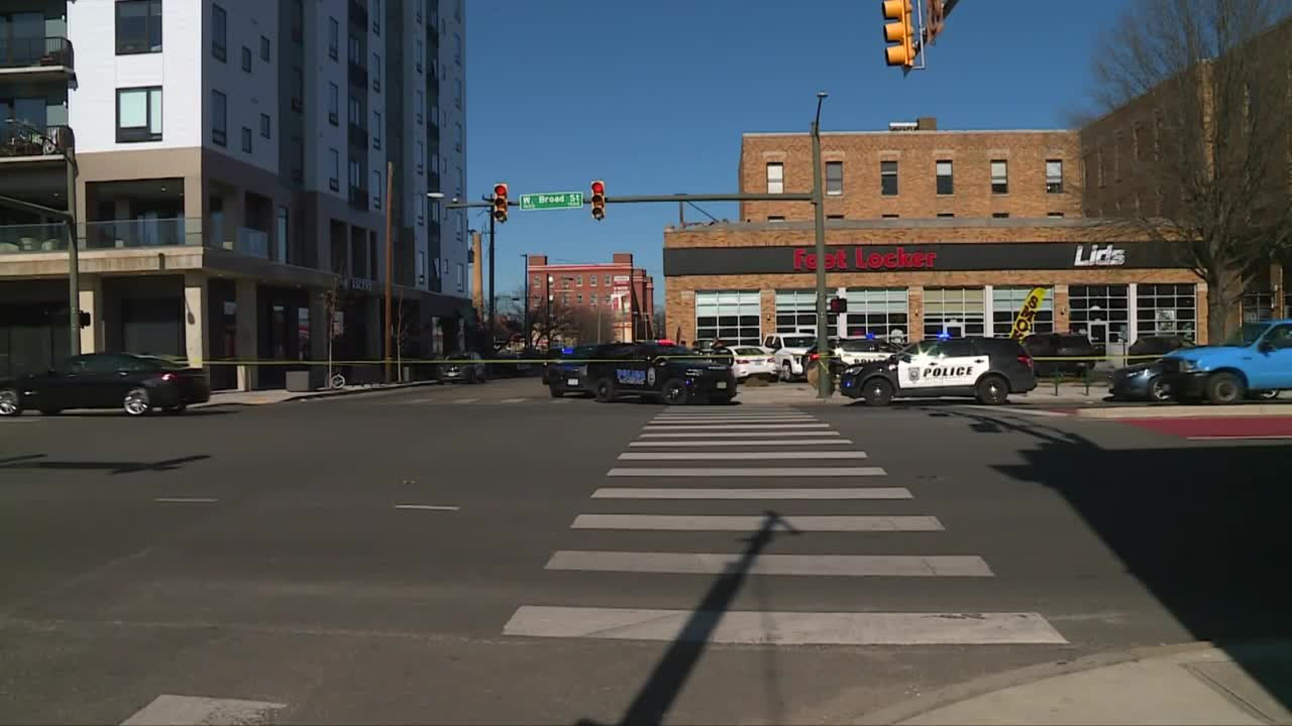 Foot Locker Argument Leads To Death On West Broad Street: Crime Insider Foot Locker Argument Leads To Death On West Broad Street: Crime Insider