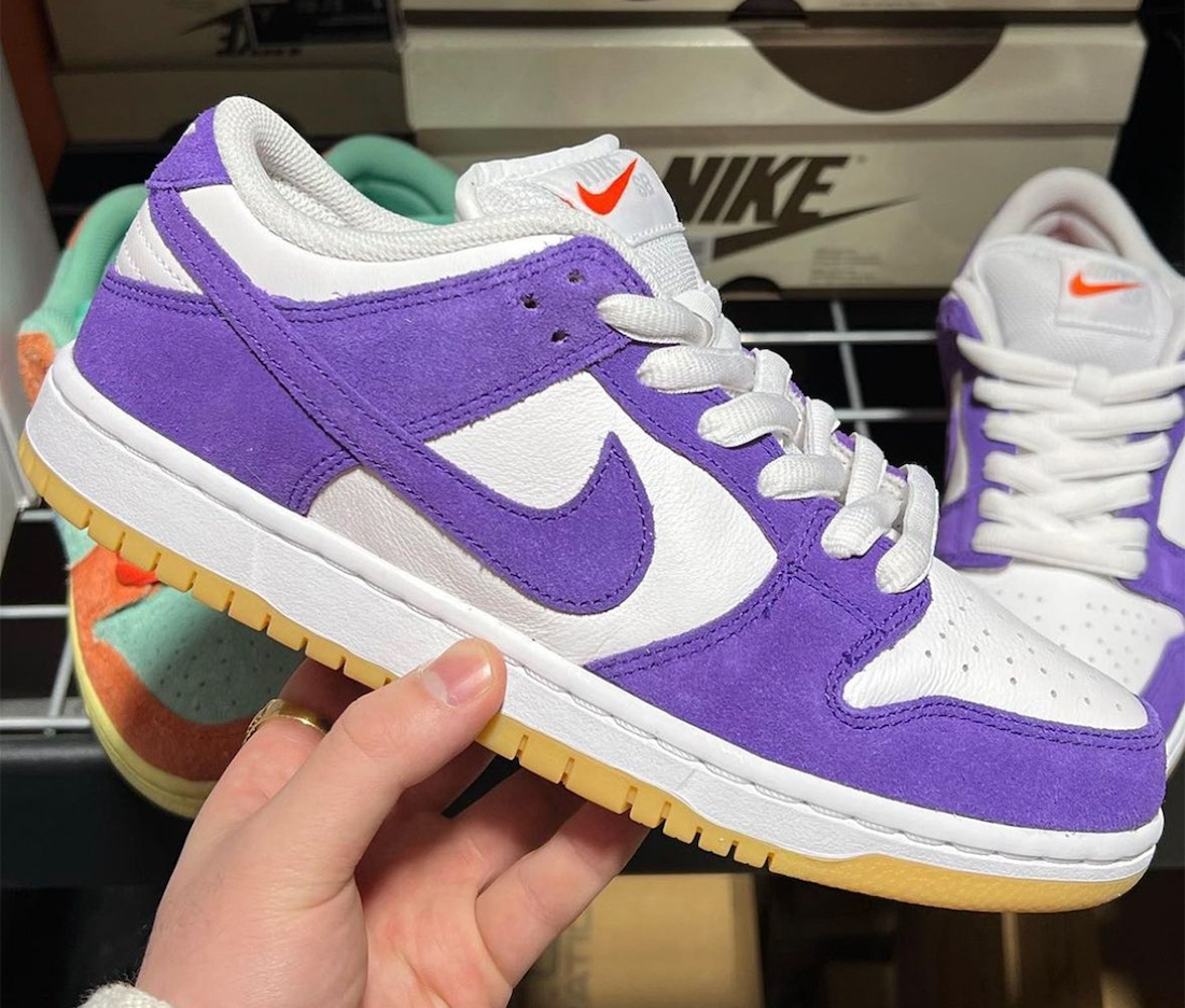 Foot Locker Sale: Nike Air, Dunks, Jordans & More - Up To 40% Off! Foot Locker Sale: Nike Air, Dunks, Jordans & More - Up To 40% Off!