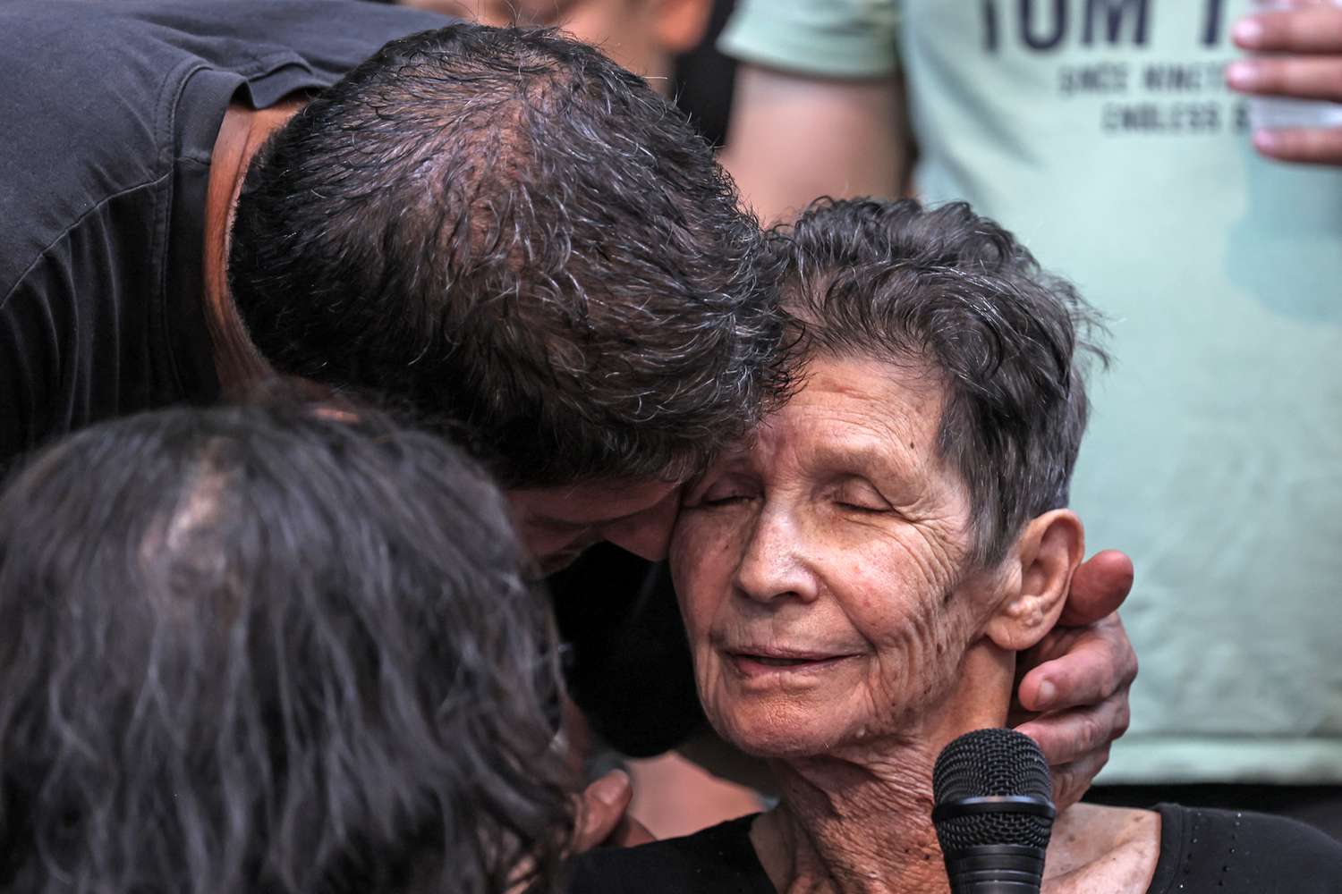 Former Israeli Female Soldiers Demand Release Of Gaza Captives Former Israeli Female Soldiers Demand Release Of Gaza Captives