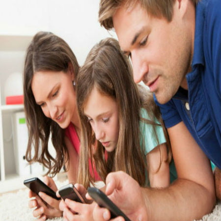 France's New Plan: Confiscating Phones From Drug Users And Dealers France's New Plan: Confiscating Phones From Drug Users And Dealers