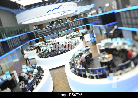 Frankfurt Stock Exchange Losses: DAX Ends Day Near 24,000 Frankfurt Stock Exchange Losses: DAX Ends Day Near 24,000
