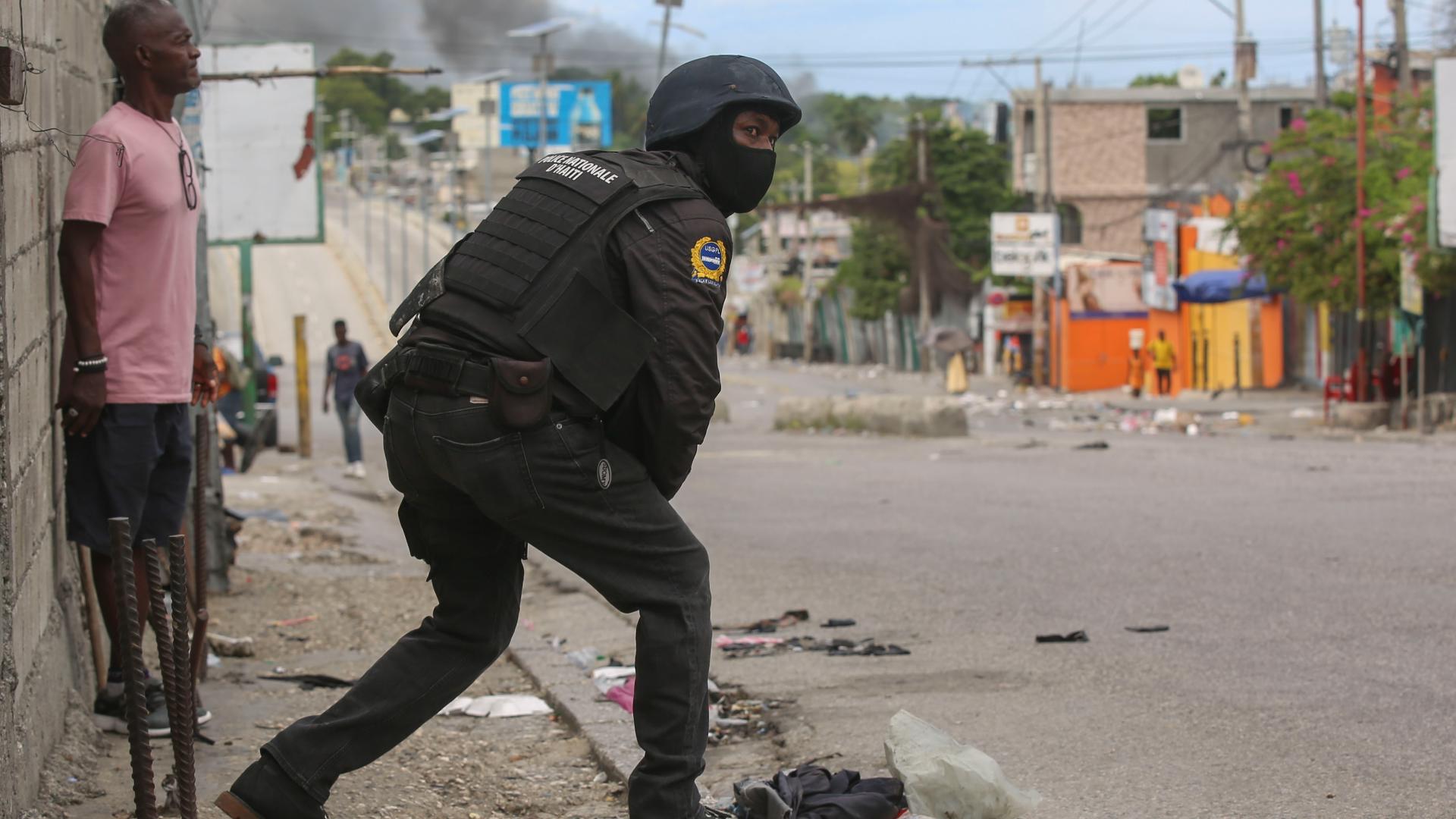 Gang Violence Casts Shadow Over Haiti's New Airport Project Gang Violence Casts Shadow Over Haiti's New Airport Project