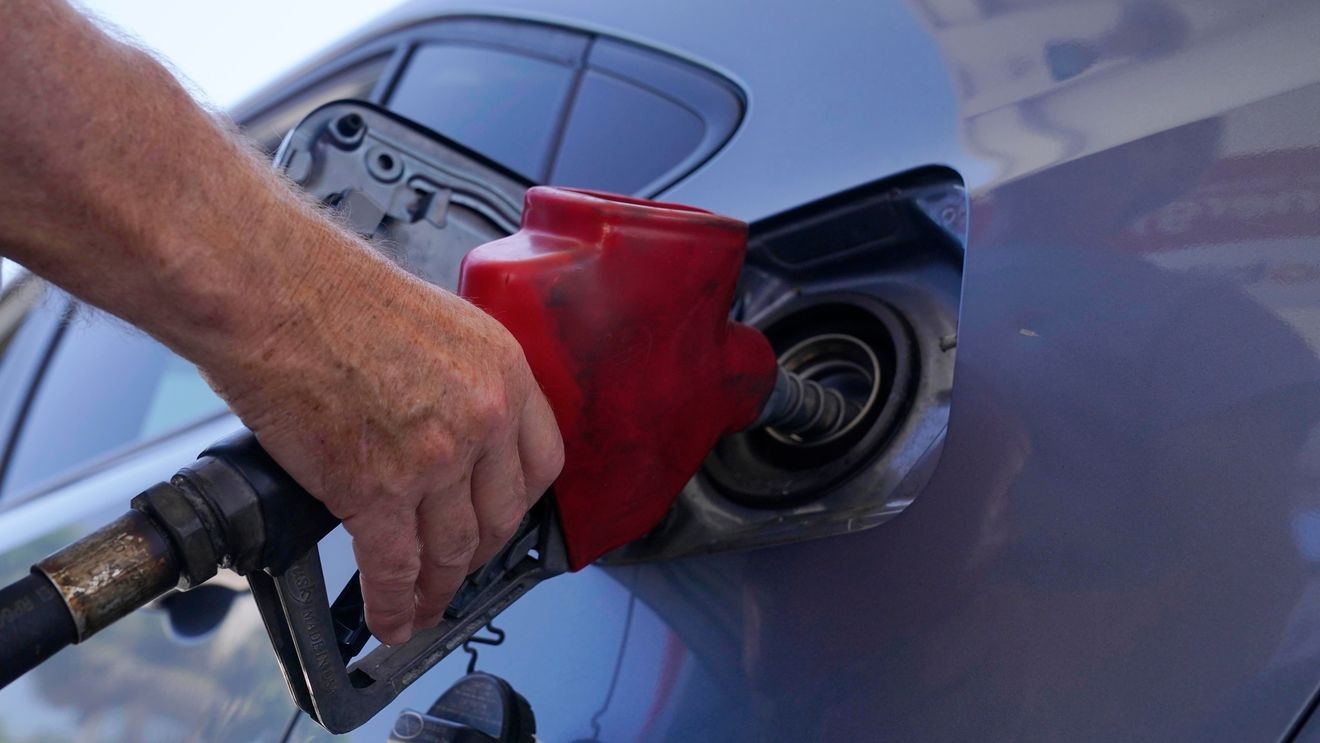 Gas Price Relief In Toledo: A Week-Over-Week Look Gas Price Relief In Toledo: A Week-Over-Week Look