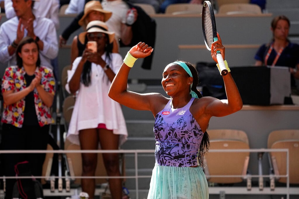 Gauff Defeats Zheng In Three Sets At Italian Open Semifinals Gauff Defeats Zheng In Three Sets At Italian Open Semifinals