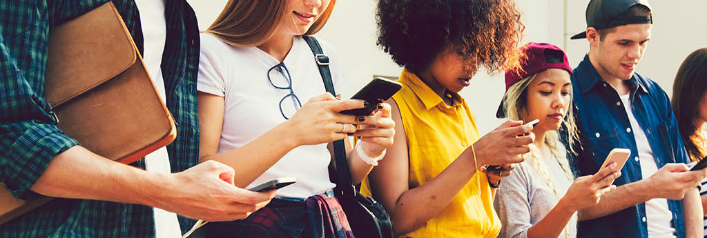 Gen Z And Smartphones: Can Android's Update Compete With Apple? Gen Z And Smartphones: Can Android's Update Compete With Apple?