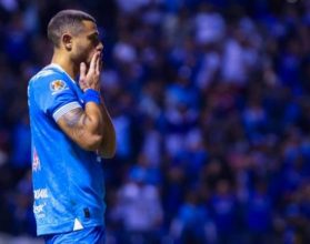 Γιακουμάκης: Η Κρουζ Αζούλ Στον Τελικό Του Champions League Γιακουμάκης: Η Κρουζ Αζούλ Στον Τελικό Του Champions League