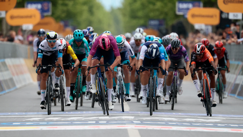 Giro D'Italia 2025 Livestream: Free Streaming Options & Guide Giro D'Italia 2025 Livestream: Free Streaming Options & Guide