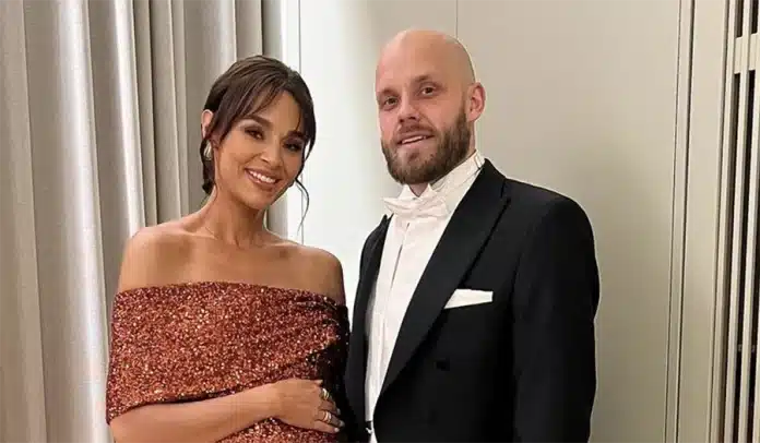 Glen Kamara Ja Teemu Pukki Vaihdossa – Jacob Friisin Kokoonpano Yllätys? Glen Kamara Ja Teemu Pukki Vaihdossa – Jacob Friisin Kokoonpano Yllätys?