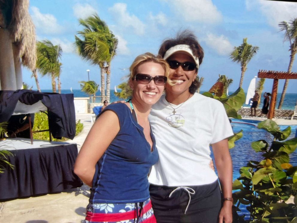 GMA Layoffs: Robin Roberts' Response And The Fallout GMA Layoffs: Robin Roberts' Response And The Fallout