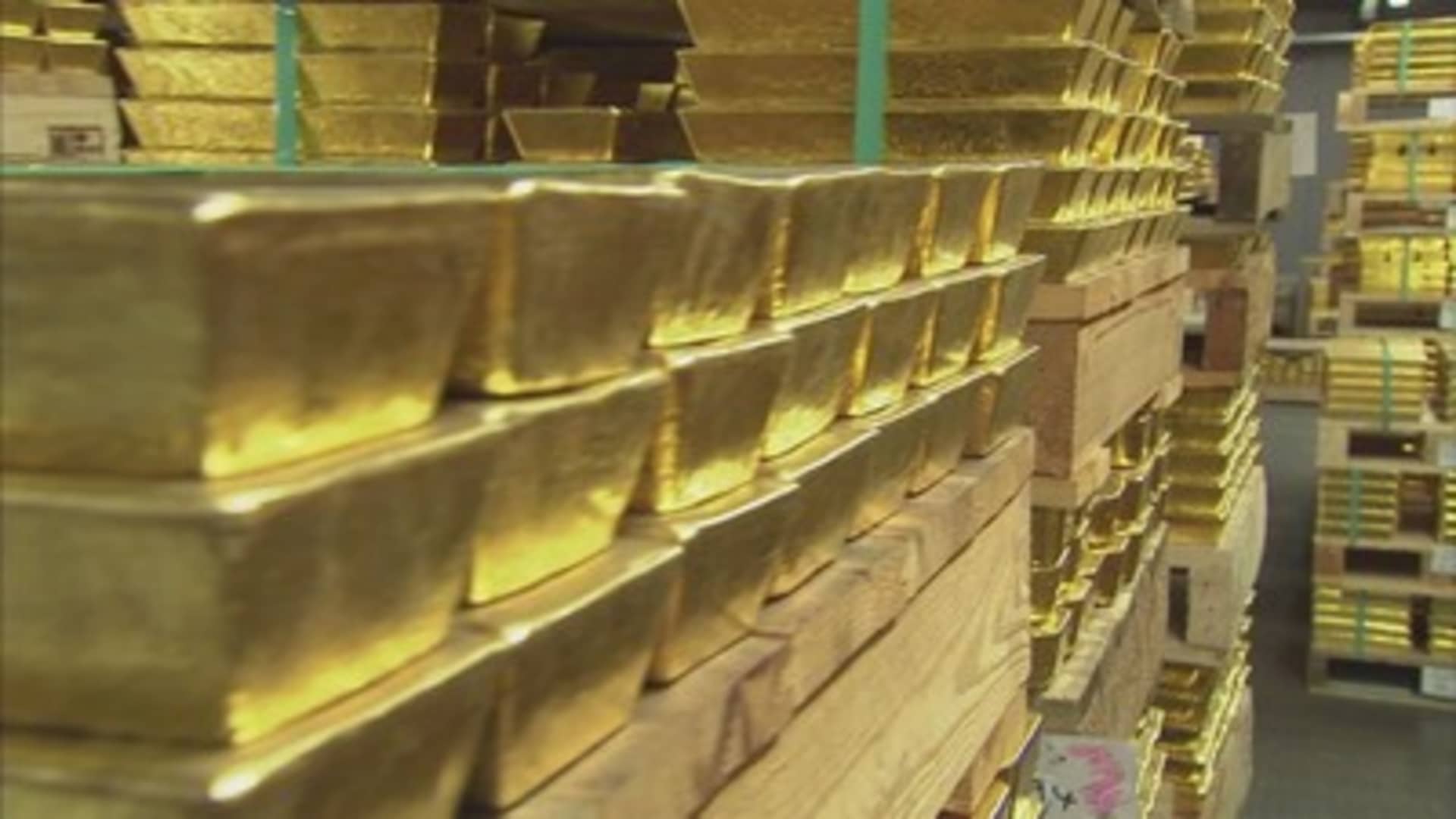 Gold Prices Fall As Traders Secure Profits On Trade Deal Hopes Gold Prices Fall As Traders Secure Profits On Trade Deal Hopes