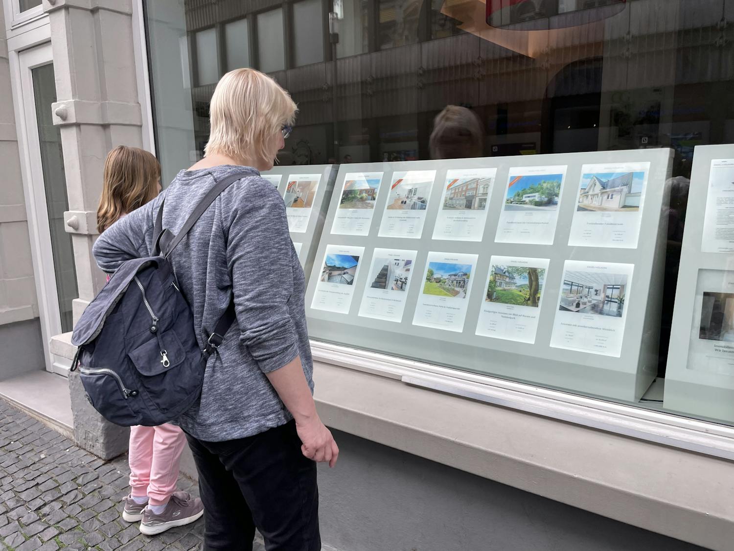 Groeiend Autobezit Stimuleert Occasionmarkt: ABN AMRO Rapporteert Sterke Stijging Groeiend Autobezit Stimuleert Occasionmarkt: ABN AMRO Rapporteert Sterke Stijging