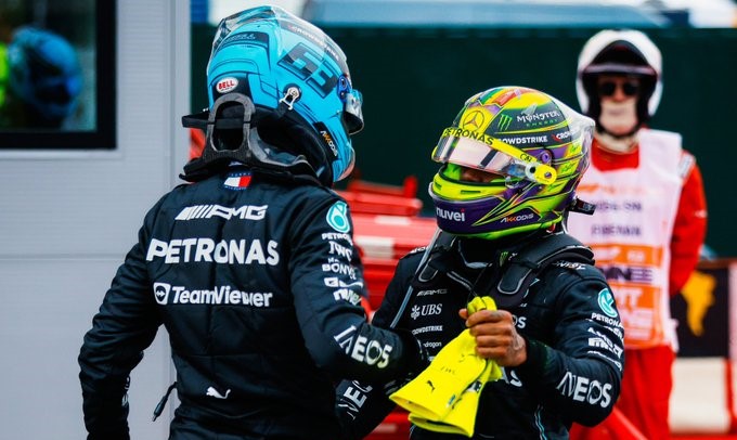 Hamilton's F1 Testing Footage Shows Support For Former Teammate Hamilton's F1 Testing Footage Shows Support For Former Teammate