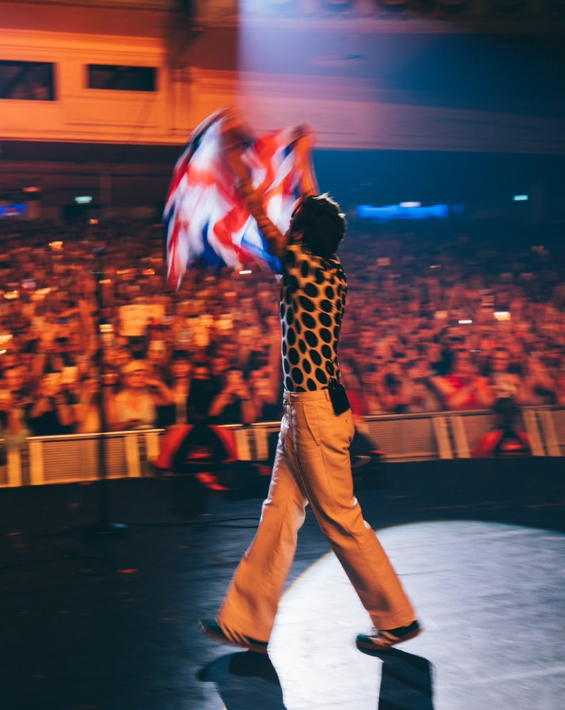 Harry Styles Debuts Retro Mustache In London Harry Styles Debuts Retro Mustache In London