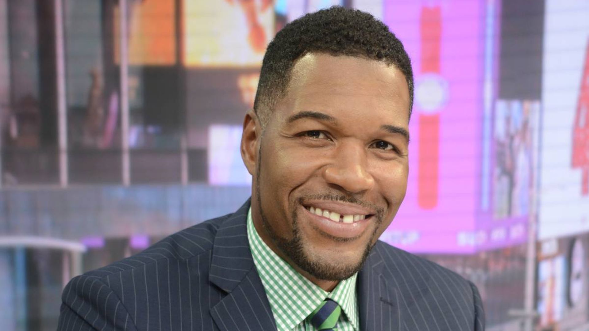 Here's How Michael Strahan May Have Secured A Major Interview Amidst A Ratings Battle Here's How Michael Strahan May Have Secured A Major Interview Amidst A Ratings Battle