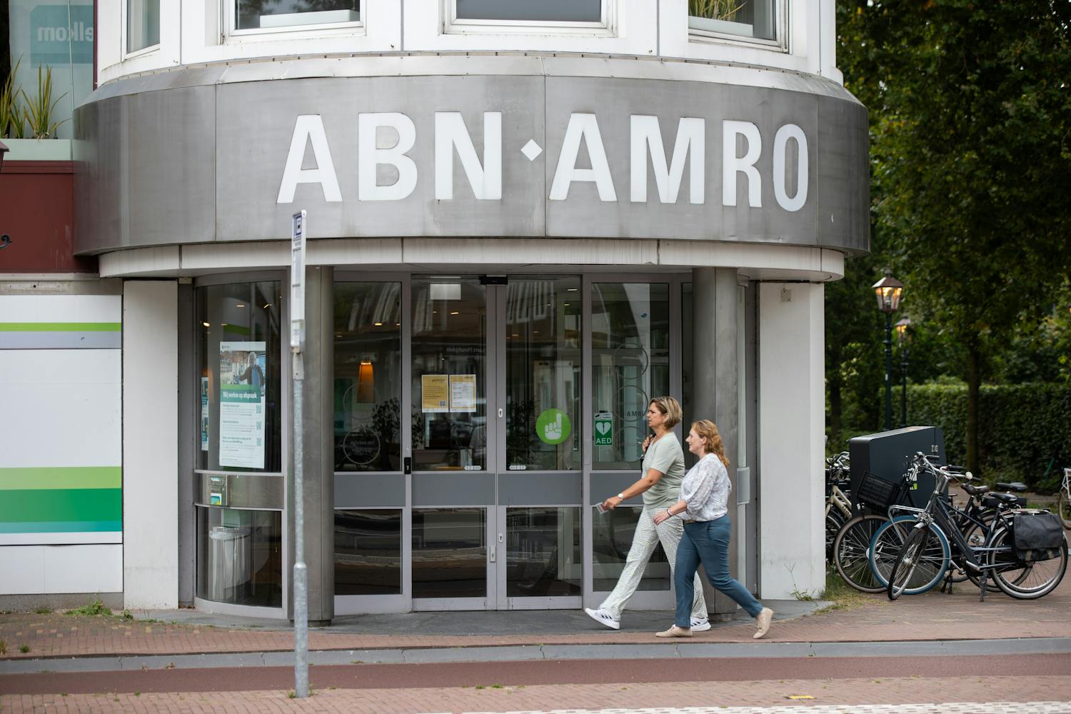 Het Succesvol Verkopen Van ABN AMRO Kamerbrief Certificaten Het Succesvol Verkopen Van ABN AMRO Kamerbrief Certificaten