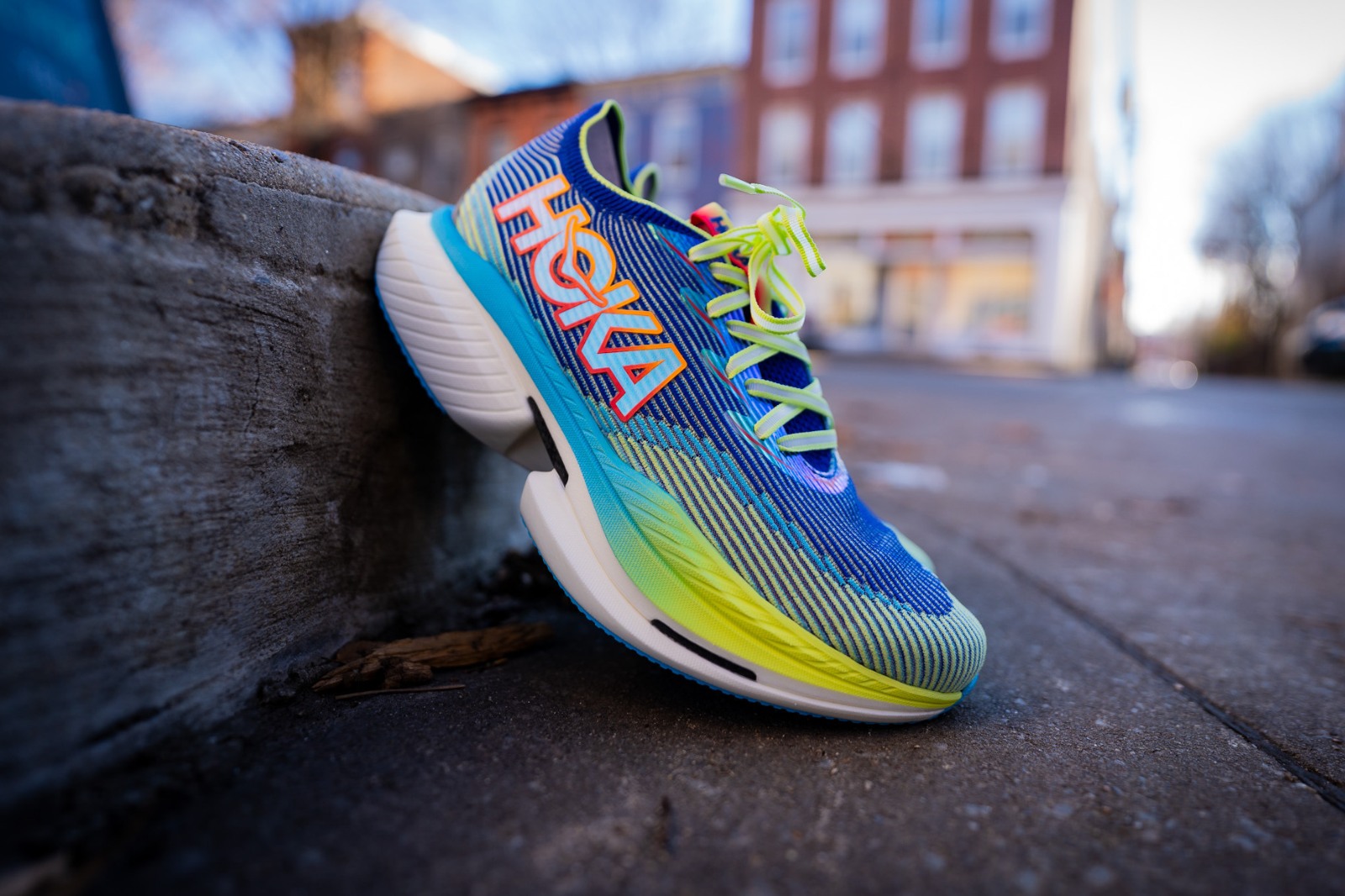 HOKA Cielo X1 2.0: Speed, Comfort, And Performance Analysis HOKA Cielo X1 2.0: Speed, Comfort, And Performance Analysis
