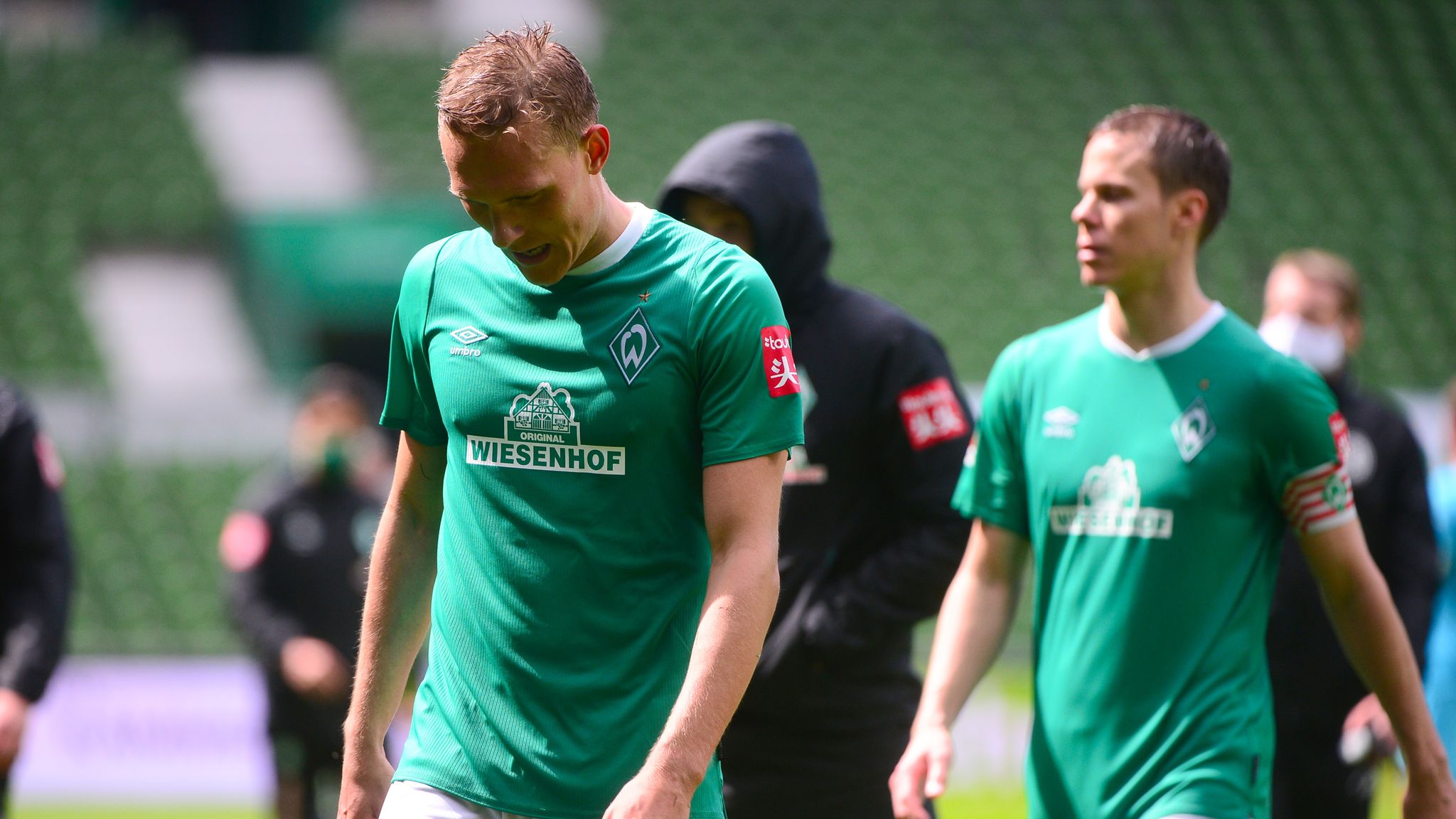 Holstein Kiel's Woes Continue: Werder Bremen Secures Comfortable Victory Holstein Kiel's Woes Continue: Werder Bremen Secures Comfortable Victory
