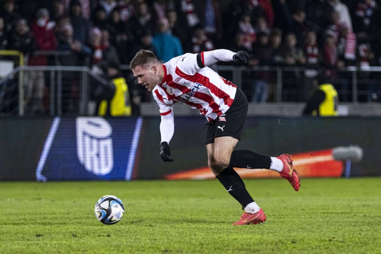 Huuhkajat Saavat Vahvistuksen: Benjamin Källmanin Kasvu Ja Tulevaisuus Huuhkajat Saavat Vahvistuksen: Benjamin Källmanin Kasvu Ja Tulevaisuus