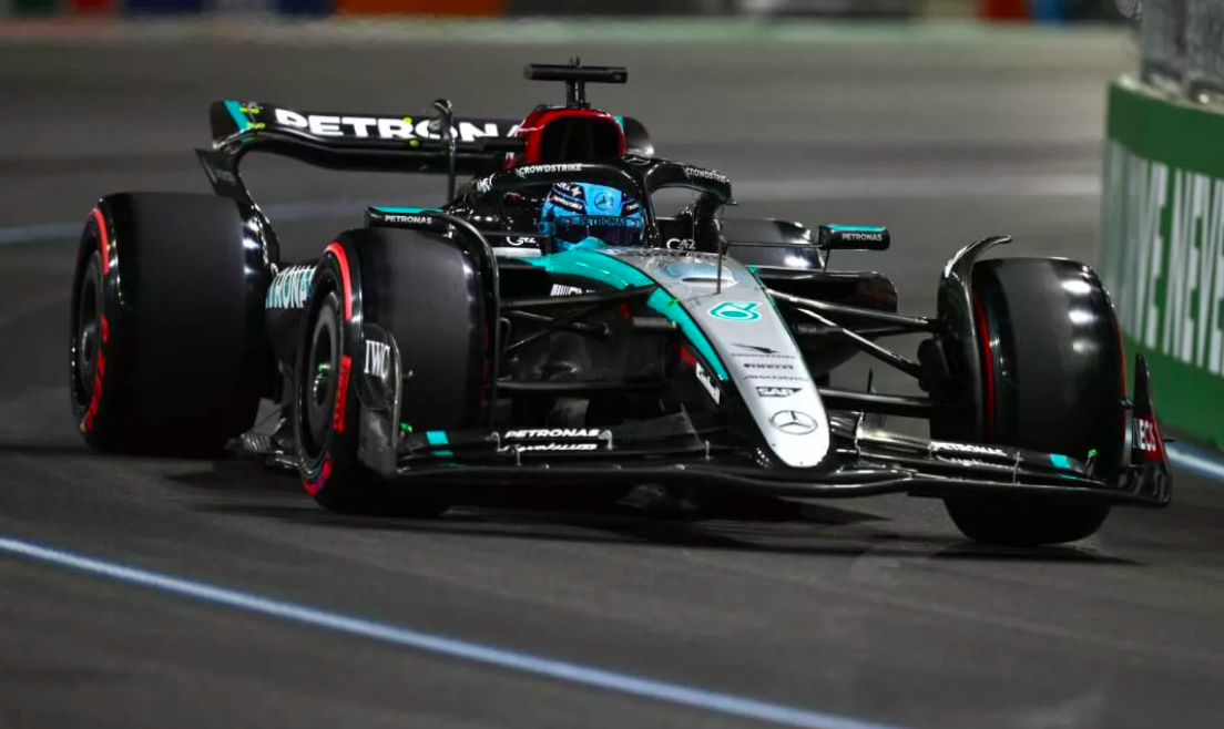 Η Mercedes Απομακρύνεται Από Τον Verstappen; Η Mercedes Απομακρύνεται Από Τον Verstappen;