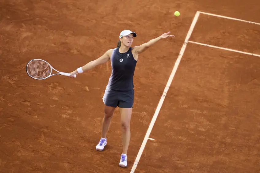 Iga Świątek Triumphs, De Minaur Falls In Madrid Iga Świątek Triumphs, De Minaur Falls In Madrid