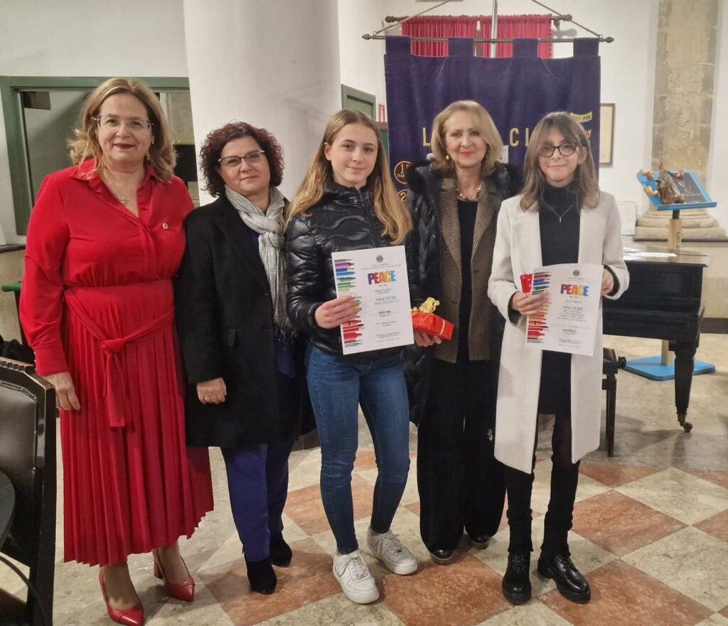 Il Lions Club Sanremo Matutia Premia Sofia Barillari Di Ospedaletti Per Il Concorso Il Lions Club Sanremo Matutia Premia Sofia Barillari Di Ospedaletti Per Il Concorso