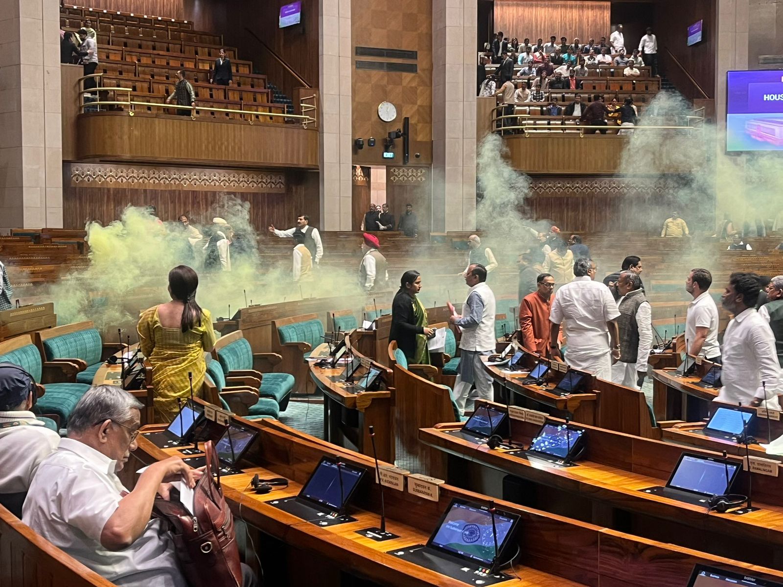 Immigration Concerns: Parliament Challenges Minister's Approach Immigration Concerns: Parliament Challenges Minister's Approach