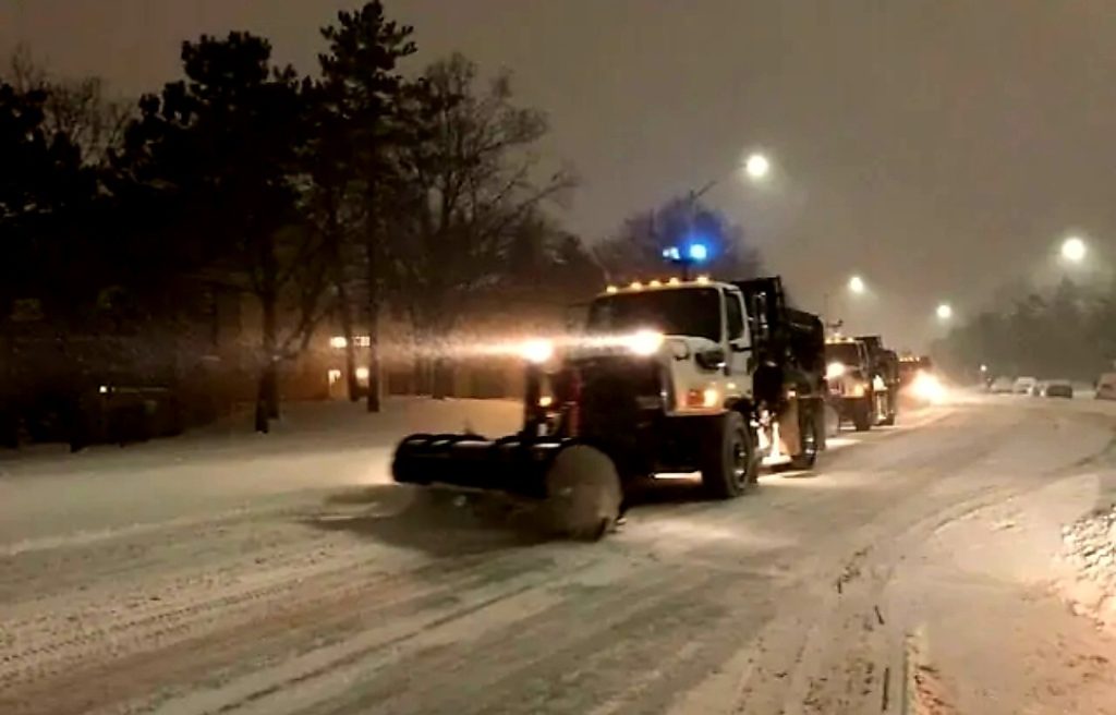 Important Weather Update: Wind Advisory In Effect With Snow