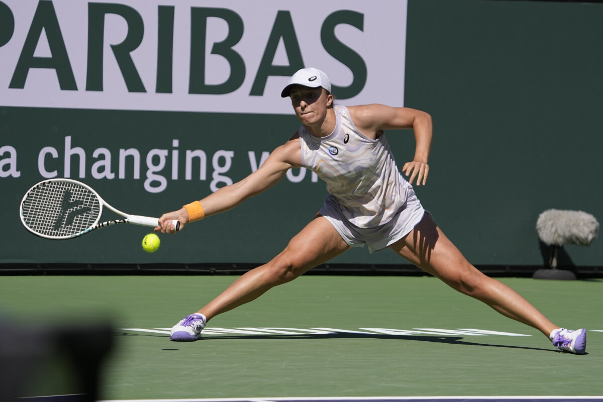 Indian Wells Quarterfinals: Swiatek Triumphs, Rune Defeats Tsitsipas