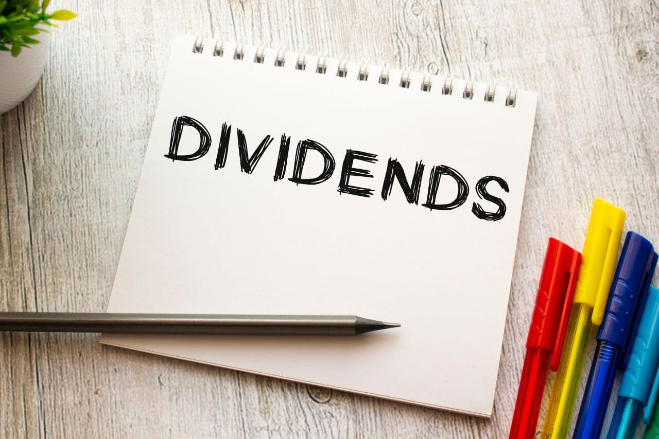 India's Large-Cap Stocks: Will Reliance's Results Drive Growth? India's Large-Cap Stocks: Will Reliance's Results Drive Growth?