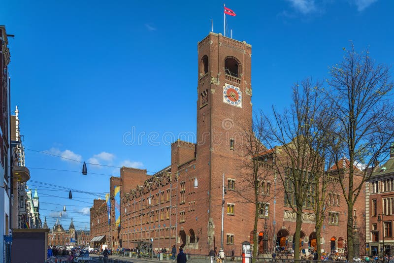 Initial Shock: Amsterdam Stock Market Falls 7% Amidst Heightened Trade War Concerns Initial Shock: Amsterdam Stock Market Falls 7% Amidst Heightened Trade War Concerns