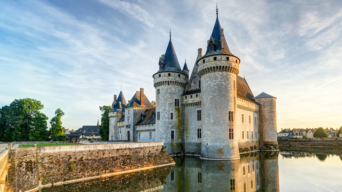 Inspiring Chateau DIY: Elegant Design On A Dime Inspiring Chateau DIY: Elegant Design On A Dime