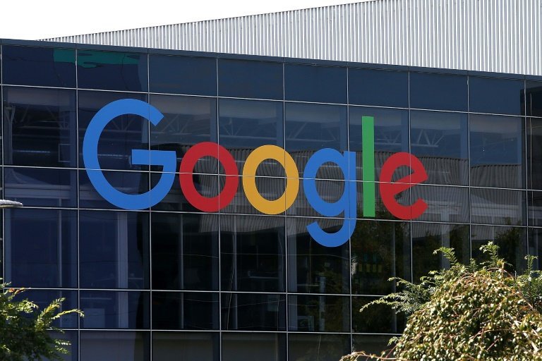 Is Apple's Strategy Secretly Benefiting Google? Is Apple's Strategy Secretly Benefiting Google?