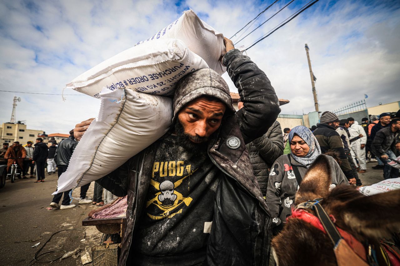 Israel Ends Food Restrictions: Gaza To Receive Aid Israel Ends Food Restrictions: Gaza To Receive Aid