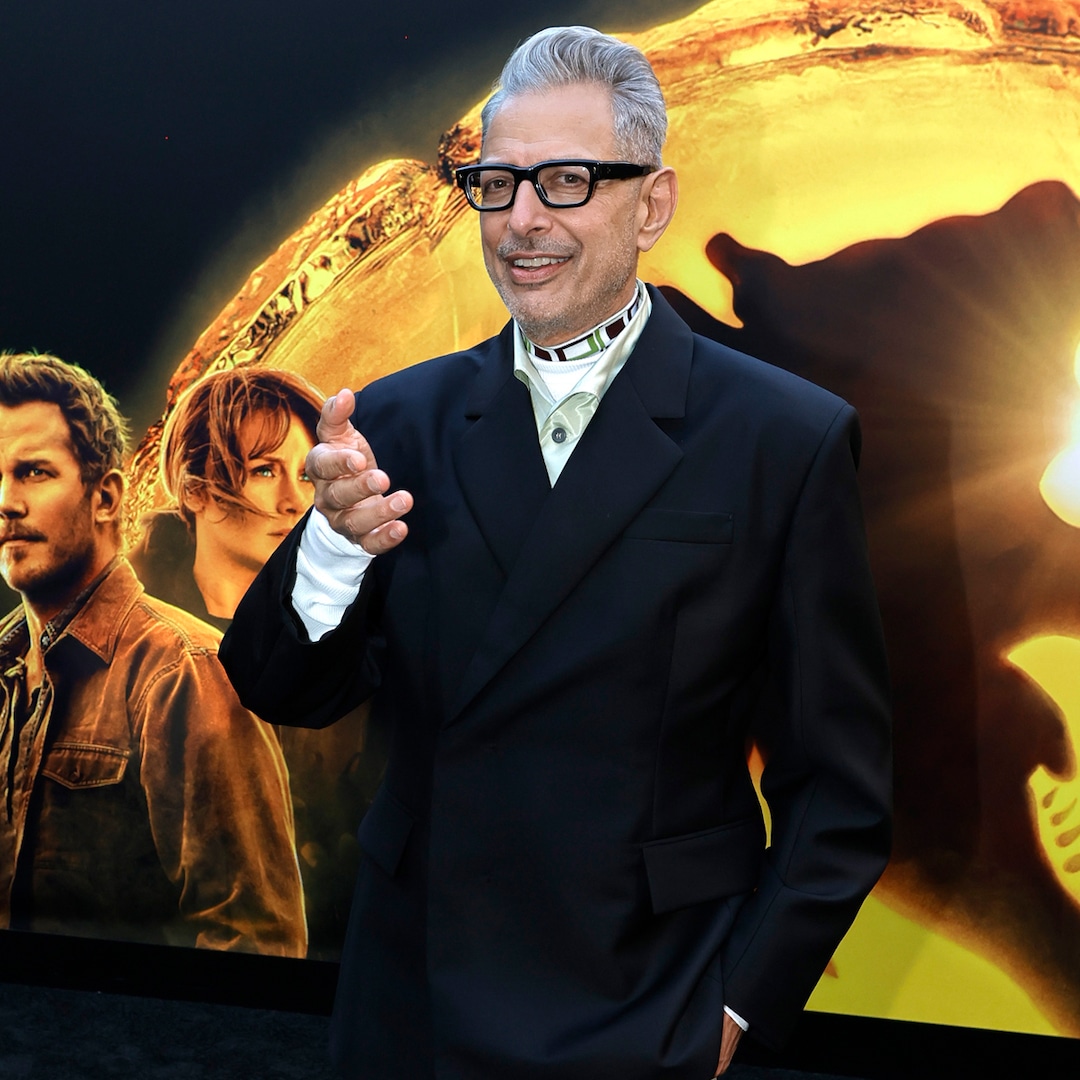 Jeff Goldblum's Viral Oscar Moment: Internet Reaction To His Photo Check Jeff Goldblum's Viral Oscar Moment: Internet Reaction To His Photo Check