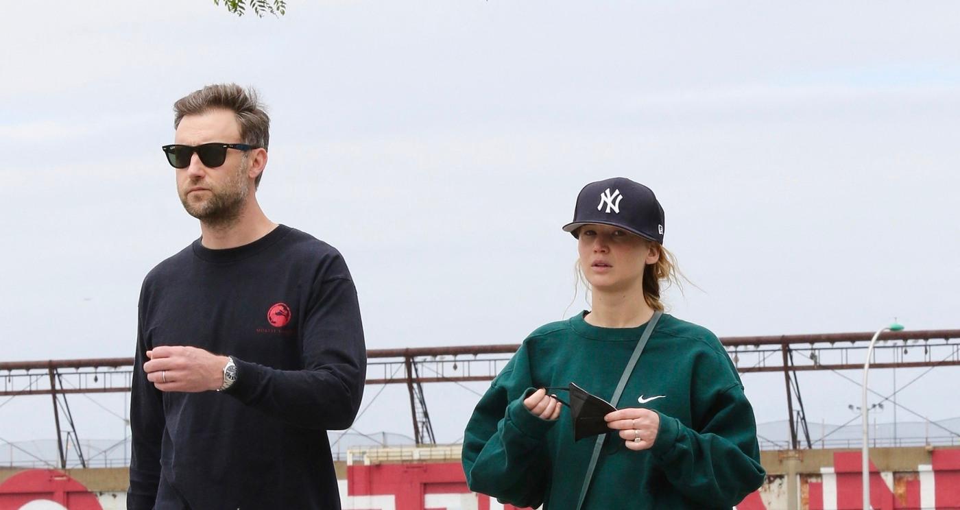 Jennifer Lawrence And Cooke Maroney: Public Appearance Fuels Baby No. 2 Rumors Jennifer Lawrence And Cooke Maroney: Public Appearance Fuels Baby No. 2 Rumors