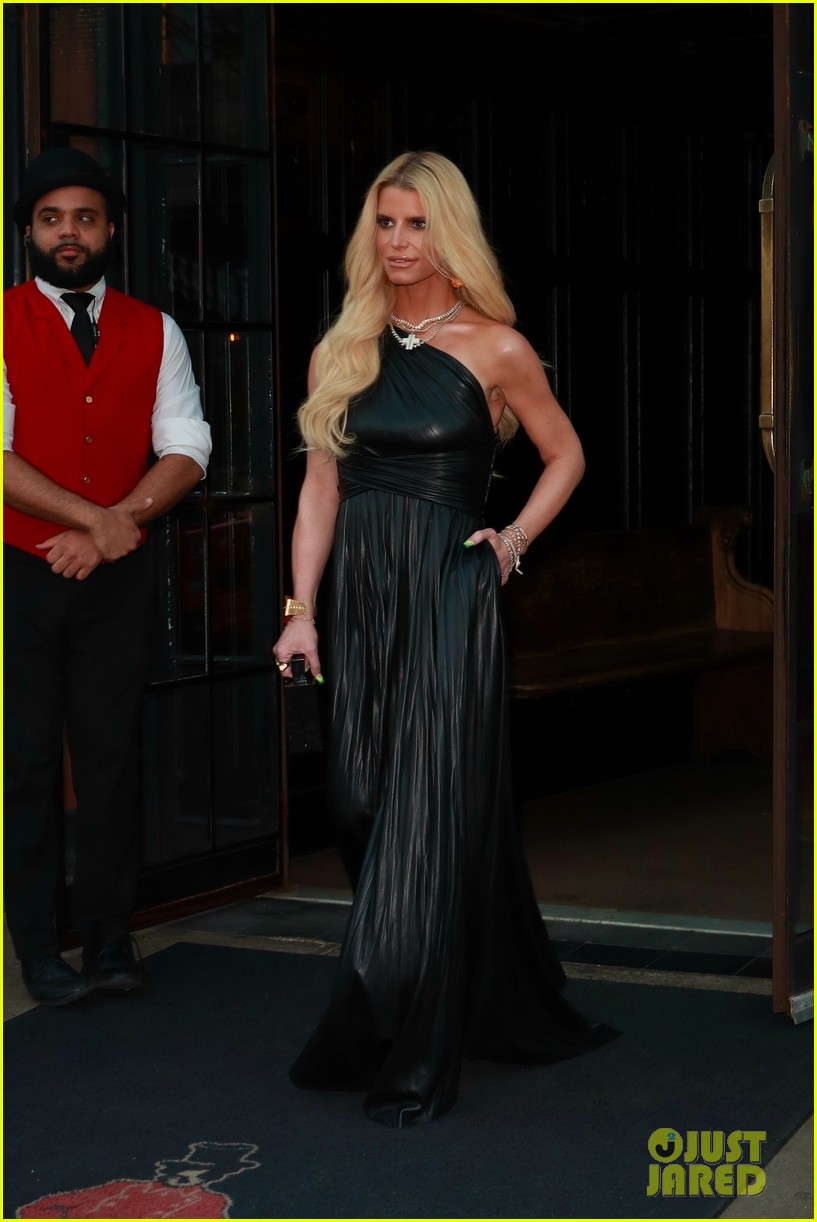 Jessica Simpson: New Music And Reality TV Comeback Rumors Jessica Simpson: New Music And Reality TV Comeback Rumors