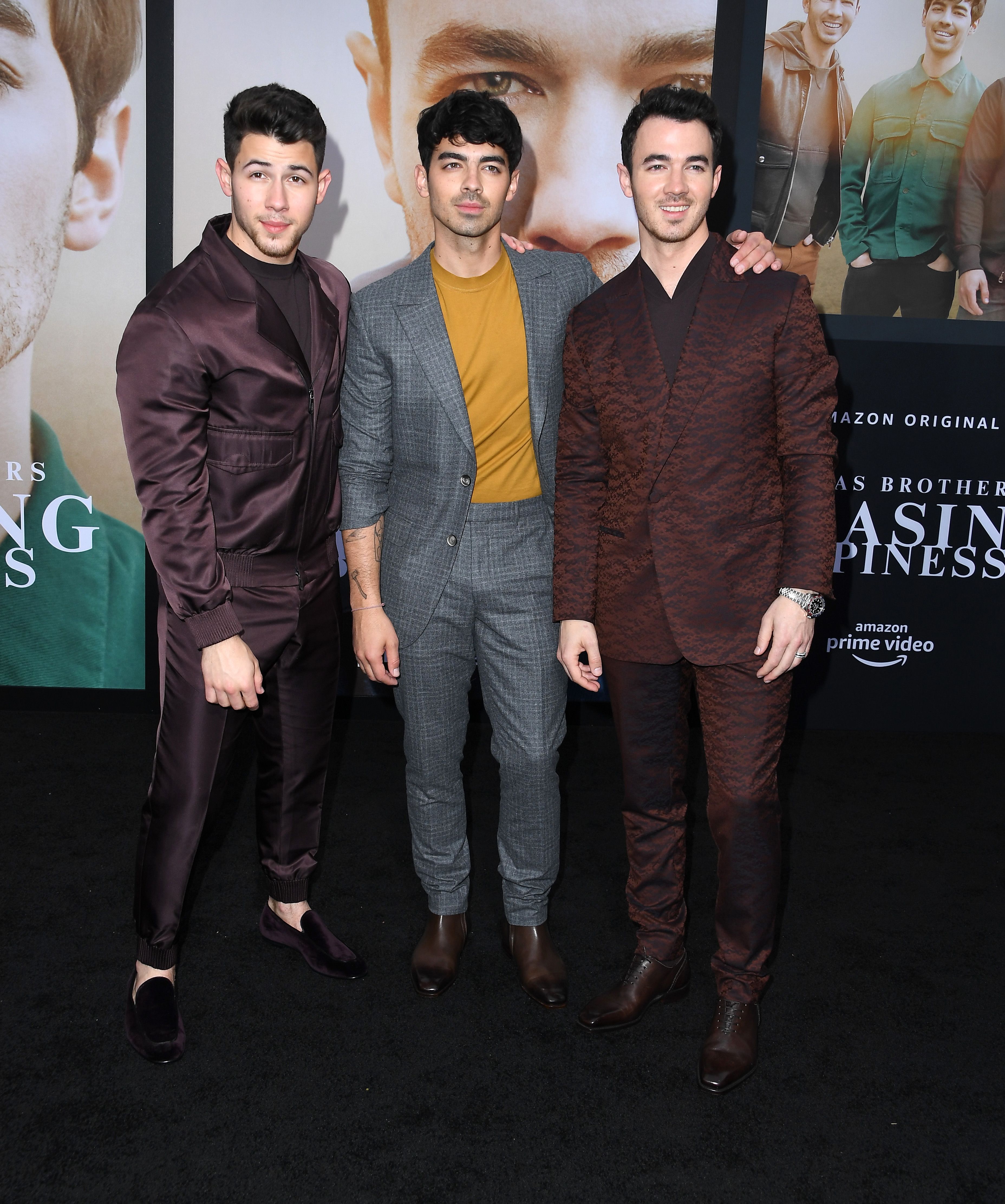 Joe Jonas And The Couple Who Fought Over Him Joe Jonas And The Couple Who Fought Over Him
