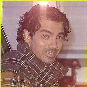 Joe Jonas: The Unexpected Mediator In A Couple's Argument Joe Jonas: The Unexpected Mediator In A Couple's Argument