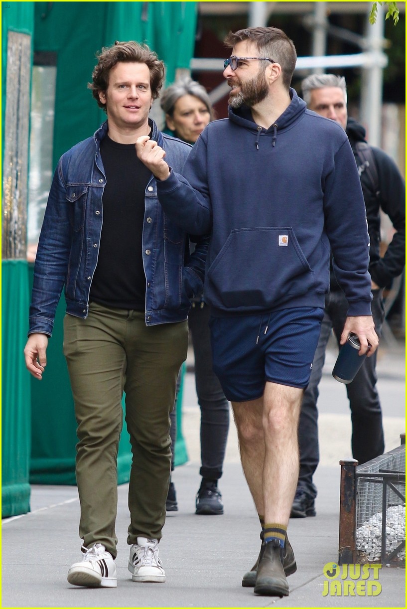 Jonathan Groff And Asexuality: A Candid Conversation Jonathan Groff And Asexuality: A Candid Conversation