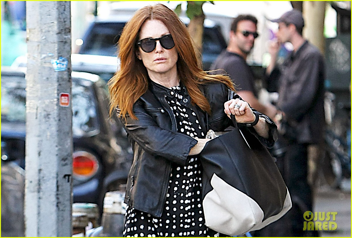 Julianne Moore Addresses Julianne Moore Addresses